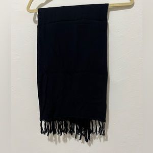 Huge black shawl